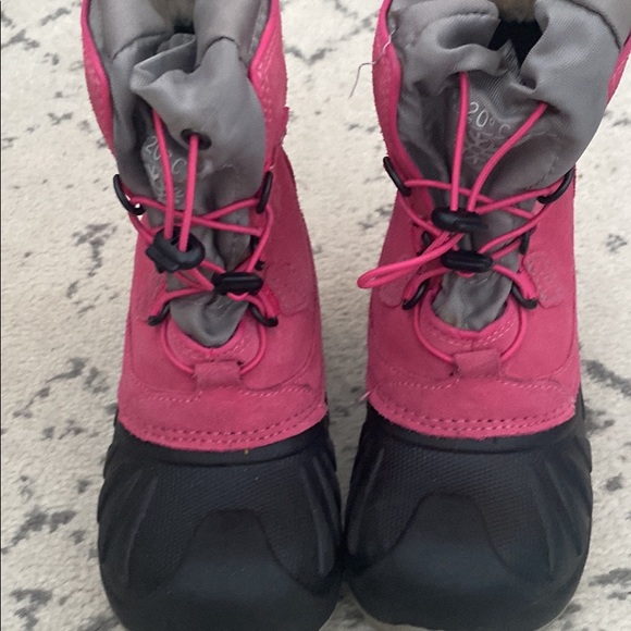 UGG Waterproof Boots - Picture 1 of 6